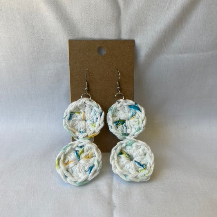 Round Speckle Earrings 🫧