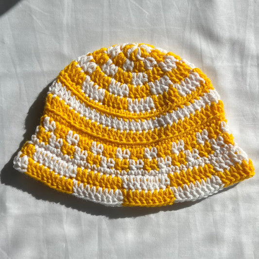 Yellow & White Funky Checkered Bucket Hat ⭐️ ☁️