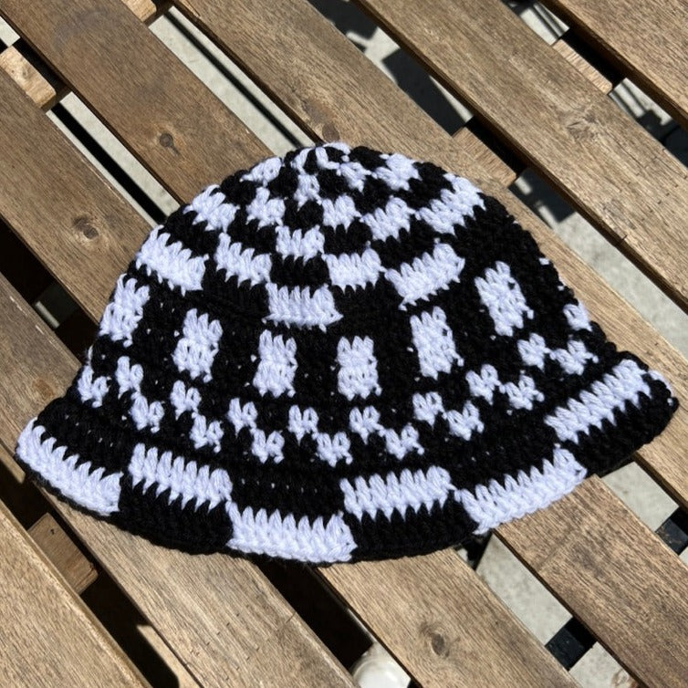 Black & White Funky Checkered Bucket Hat 💟 🦄