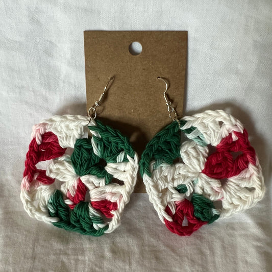 Red White and Green Granny Square Earrings 🎄💚🔴🤍