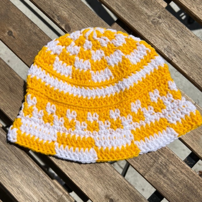 Yellow & White Funky Checkered Bucket Hat ⭐️ ☁️