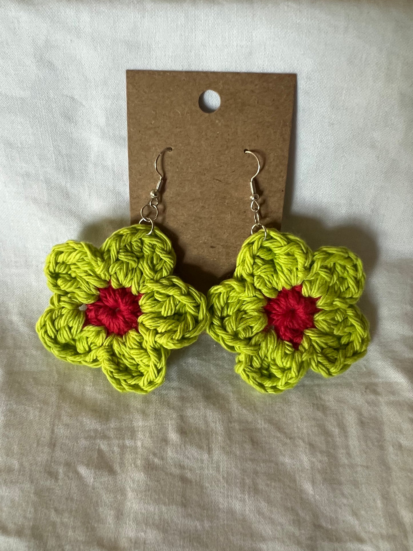 Christmas Flower Earrings 🎄💚